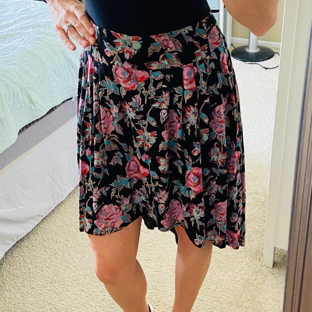 Kimchi Blue high/low skirt